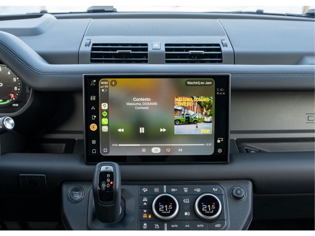 Land Rover Defender 110 P300e X-Dynamic HSE - 39