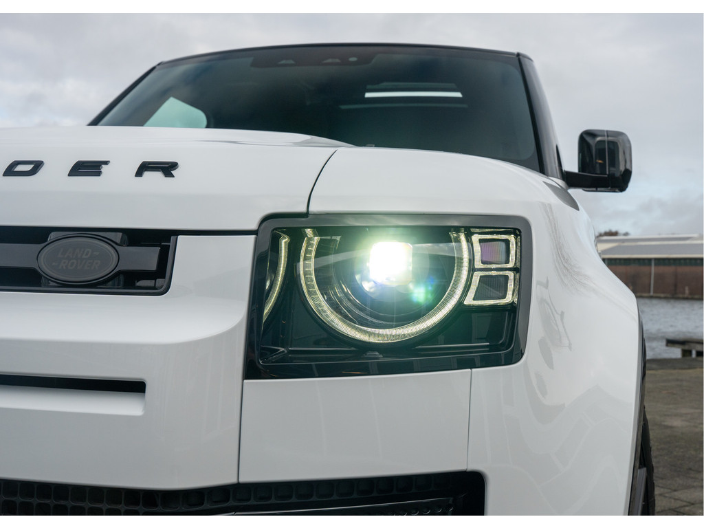 Land Rover Defender 110 P300e X-Dynamic HSE - 45