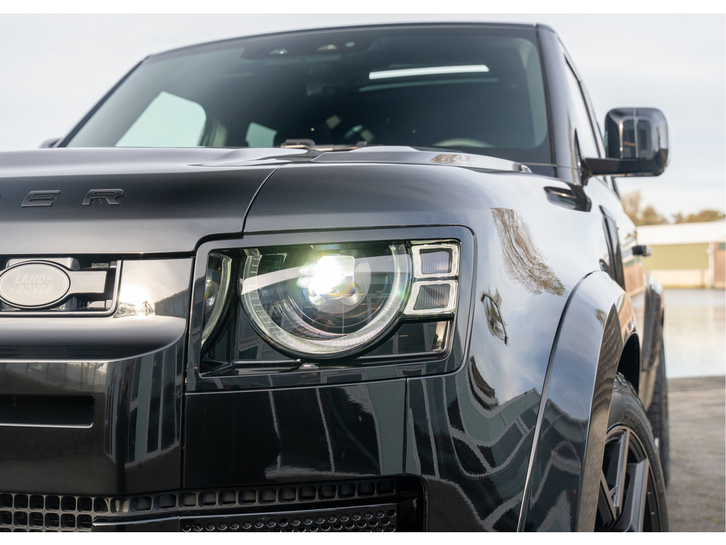 Land Rover Defender 110 P300e 110 X-Dynamic HSE - 45