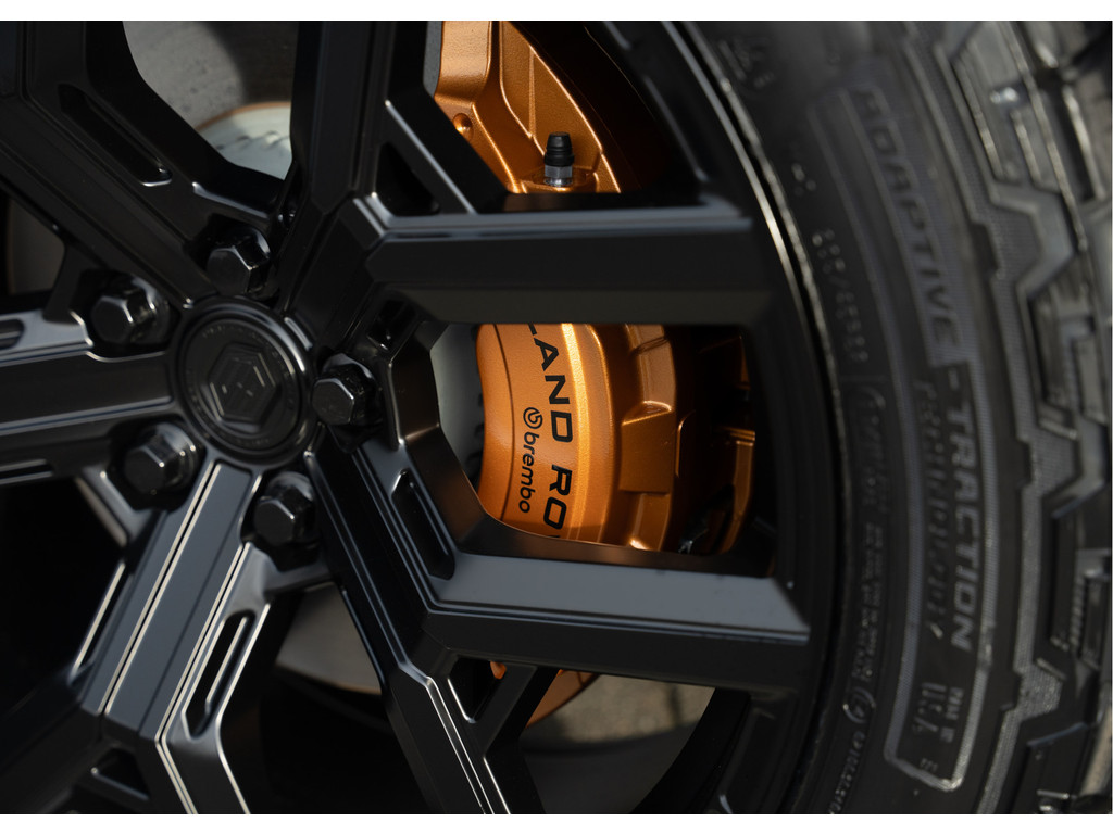 Land Rover Defender 110 P300e 110 X-Dynamic HSE - 47