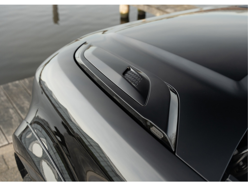 Land Rover Defender 110 P300e 110 X-Dynamic HSE - 48