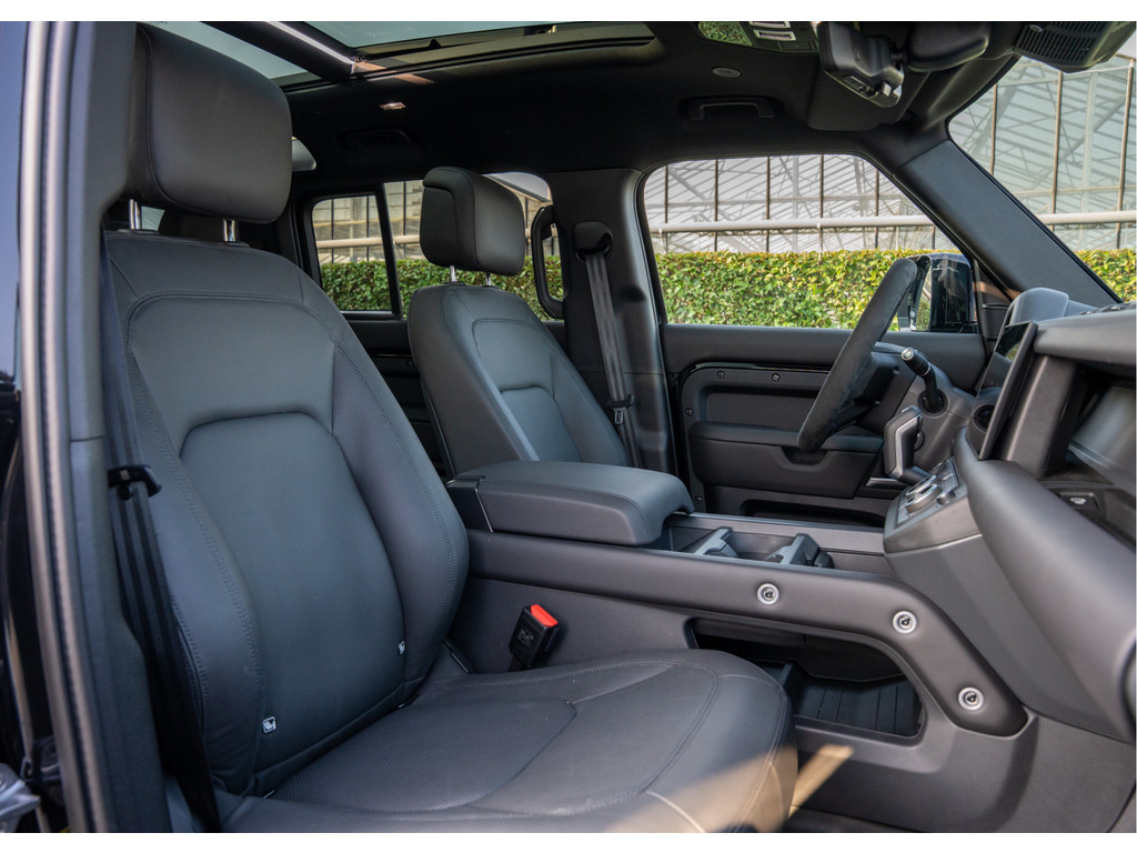 Land Rover Defender 110 P300e 110 X-Dynamic HSE - 11