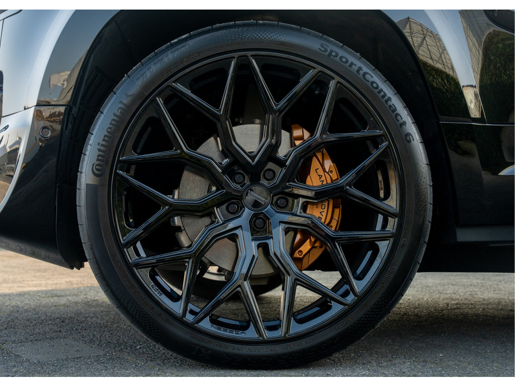 Land Rover Defender 110 P300e 110 X-Dynamic HSE - 8