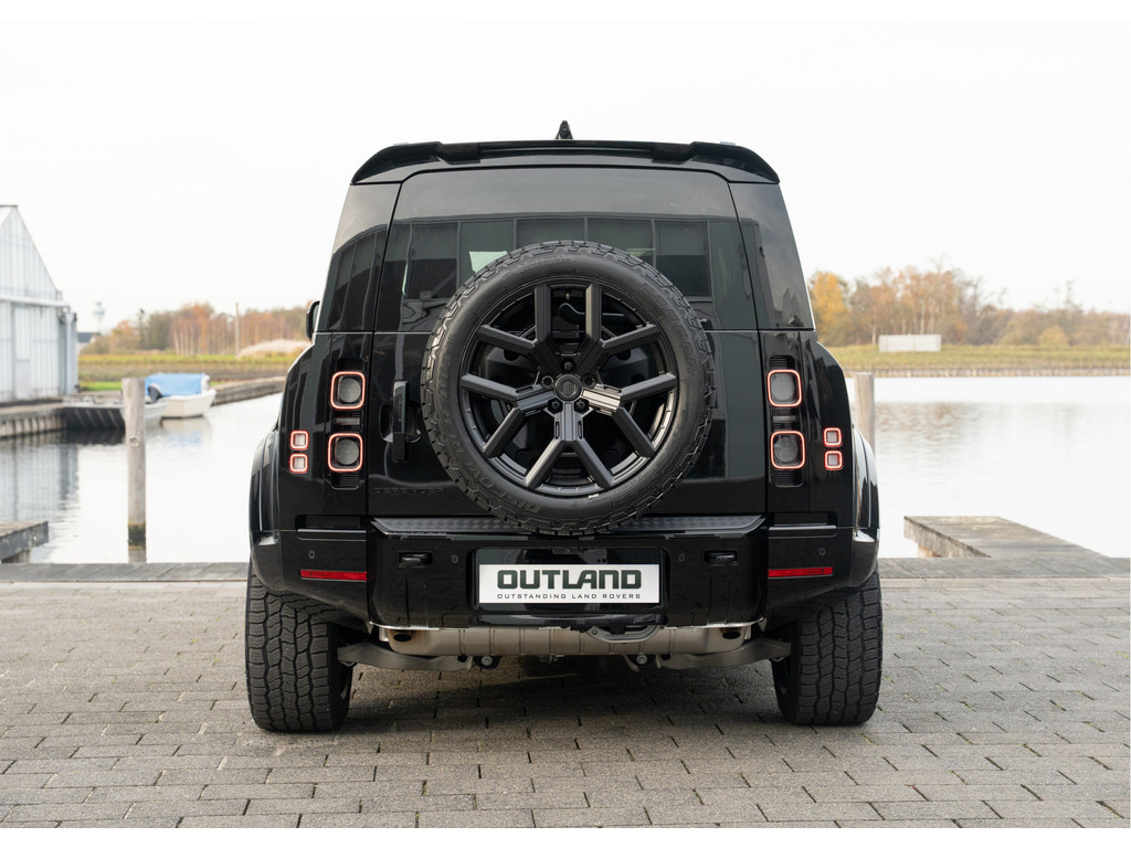 Land Rover Defender 110 P300e 110 X-Dynamic HSE - 52
