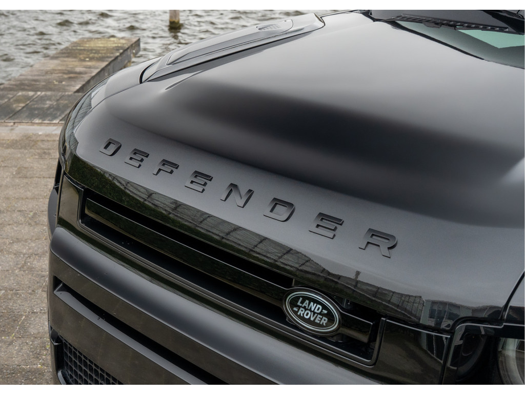 Land Rover Defender 110 P300e 110 X-Dynamic HSE - 46