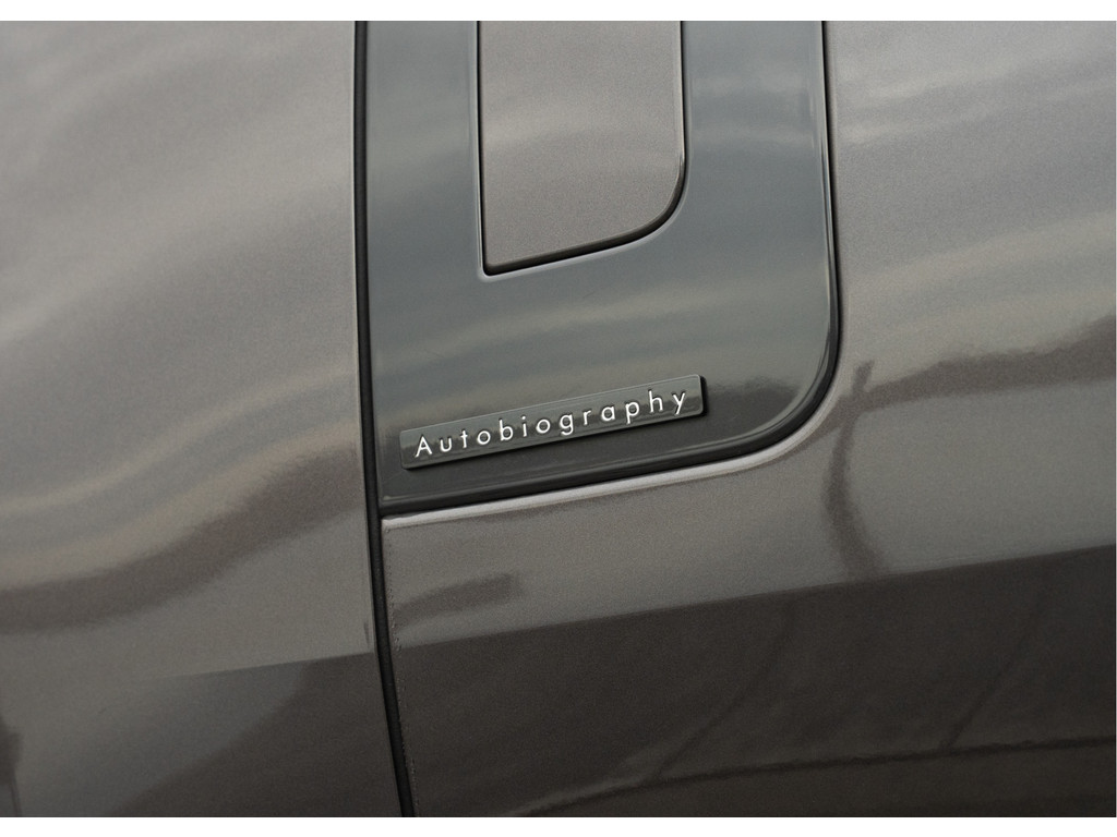 Land Rover Range Rover P550e Autobiography - 45