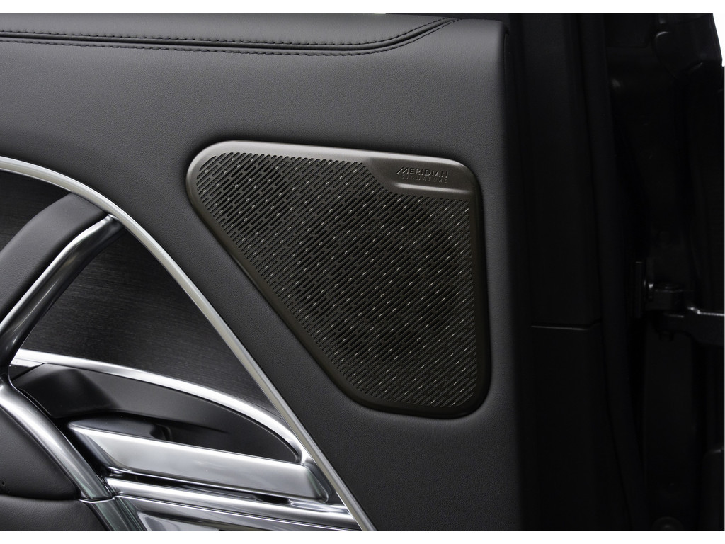 Land Rover Range Rover P550e Autobiography - 28