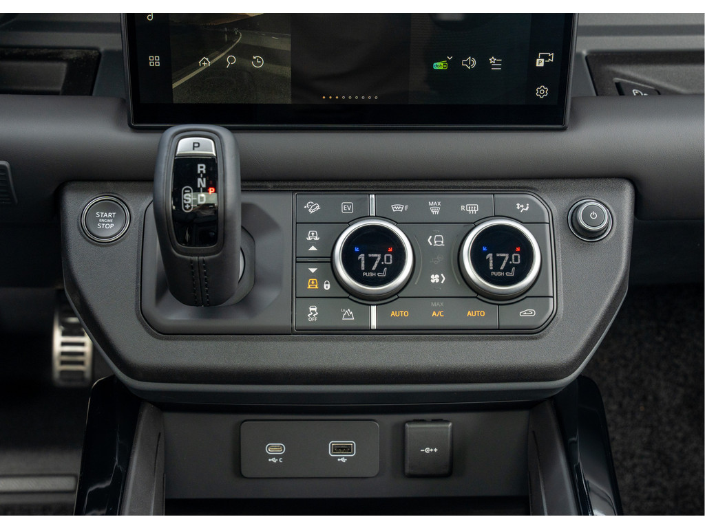 Land Rover Defender P400e 110 X - 30