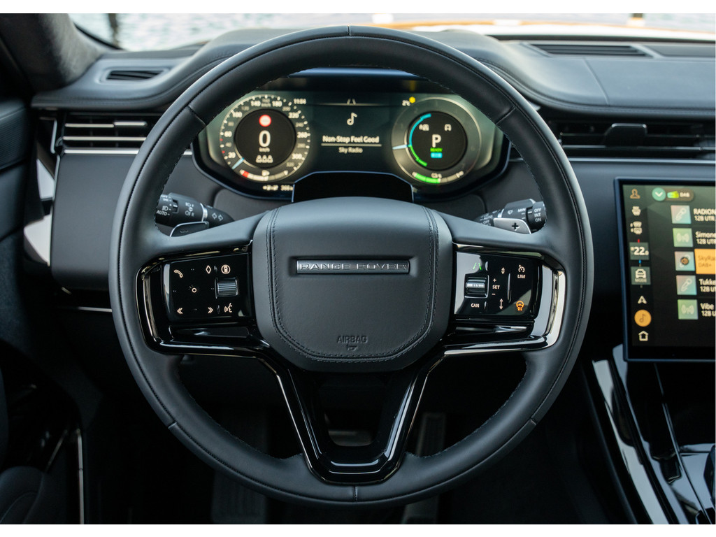 Land Rover Range Rover Sport P550e Autobiography - 24