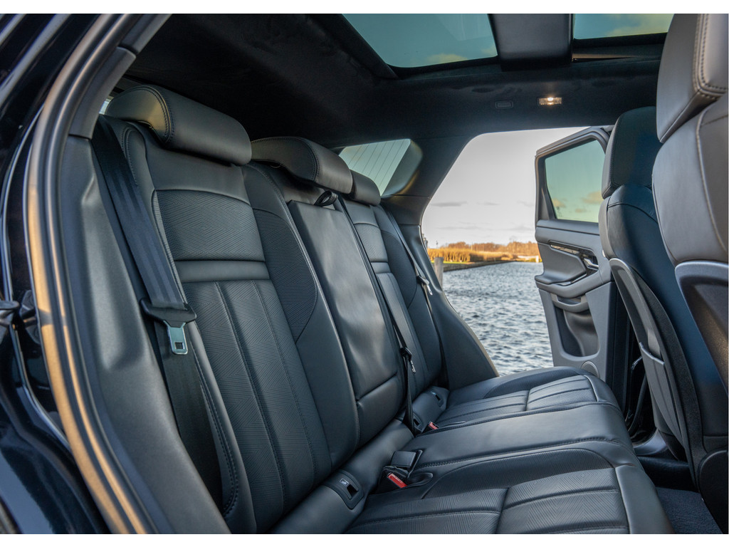 Land Rover Range Rover Evoque P270e Autobiography - 18