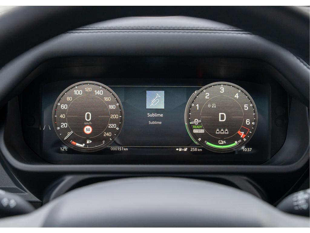 Land Rover Defender 110 P300e X-Dynamic HSE - 17