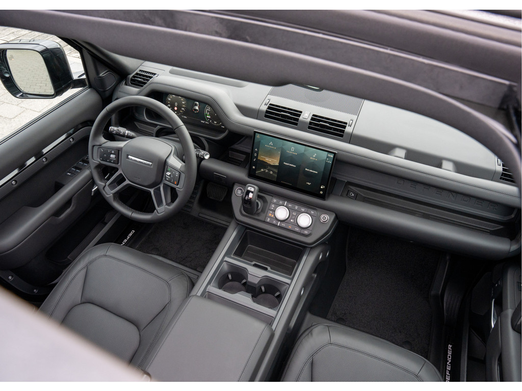 Land Rover Defender 110 P300e 110 X-Dynamic HSE - 14