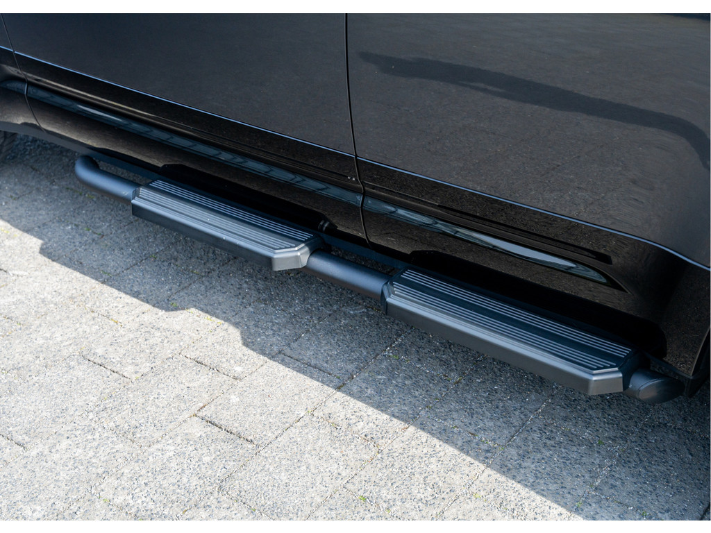 Land Rover Defender 110 P300e 110 X-Dynamic HSE - 34