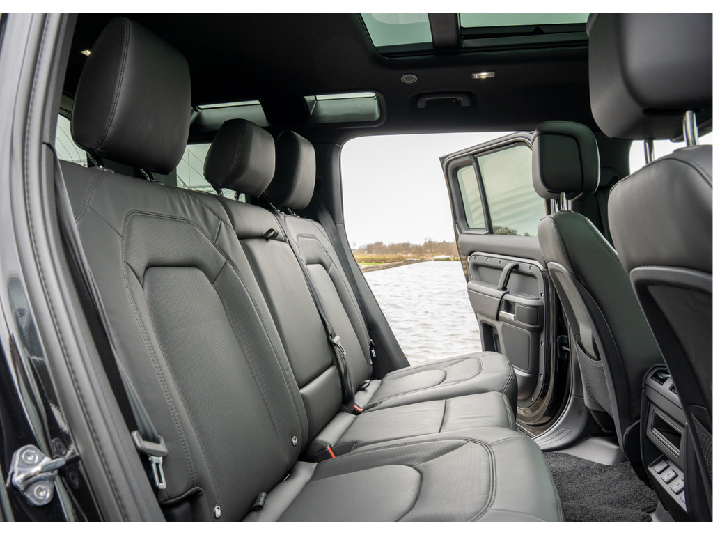 Land Rover Defender 110 P300e 110 X-Dynamic HSE - 22