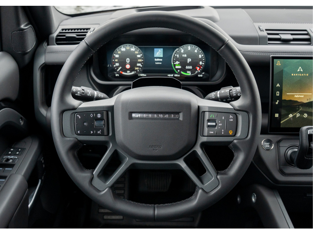Land Rover Defender 110 P300e 110 X-Dynamic HSE - 25