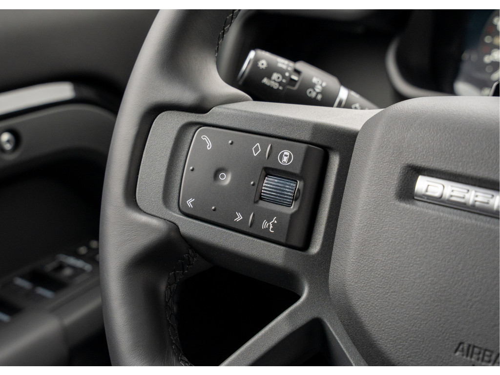 Land Rover Defender 110 P300e 110 X-Dynamic HSE - 27
