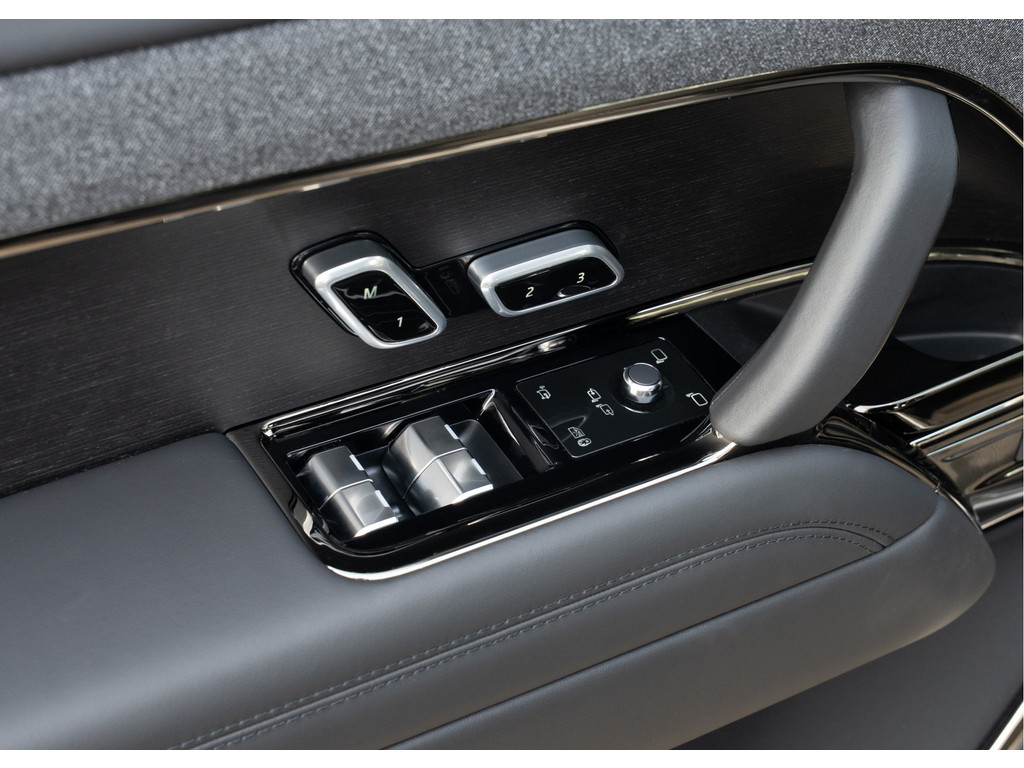 Land Rover Range Rover Sport P550e Autobiography - 14