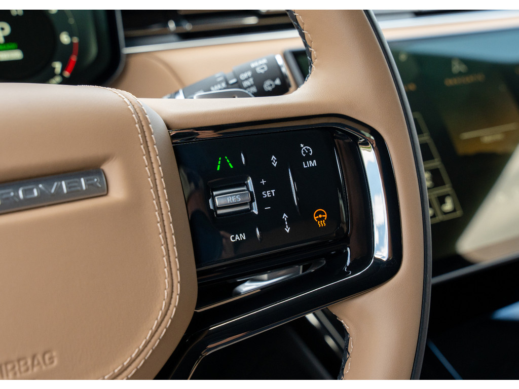 Land Rover Range Rover Sport P550e Autobiography - 16