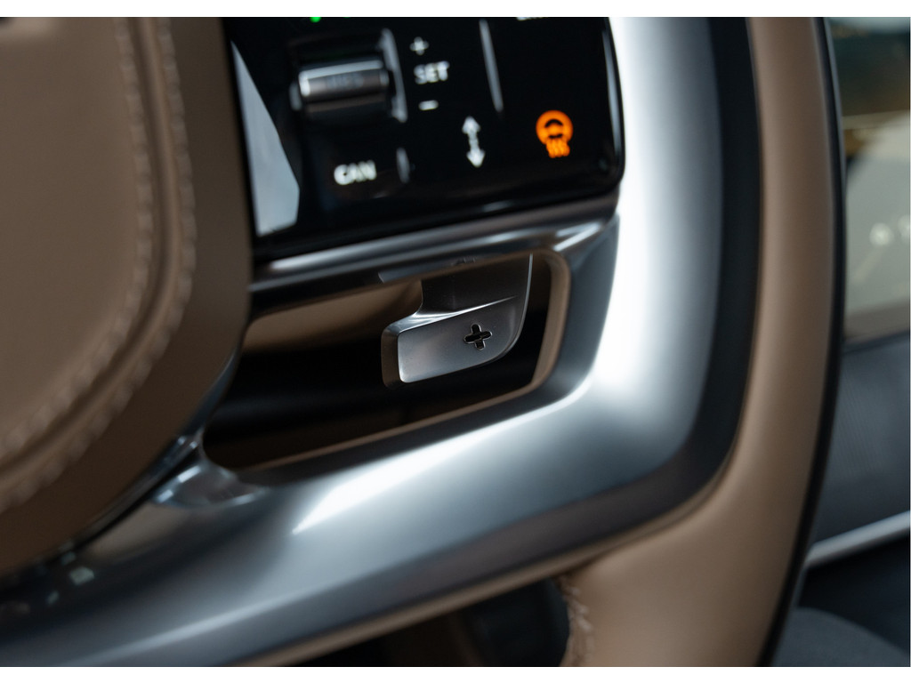 Land Rover Range Rover P550e Autobiography - 19