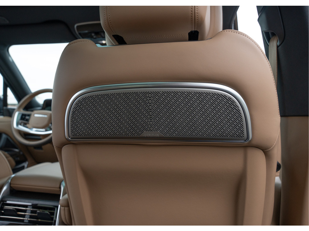 Land Rover Range Rover P550e Autobiography - 23