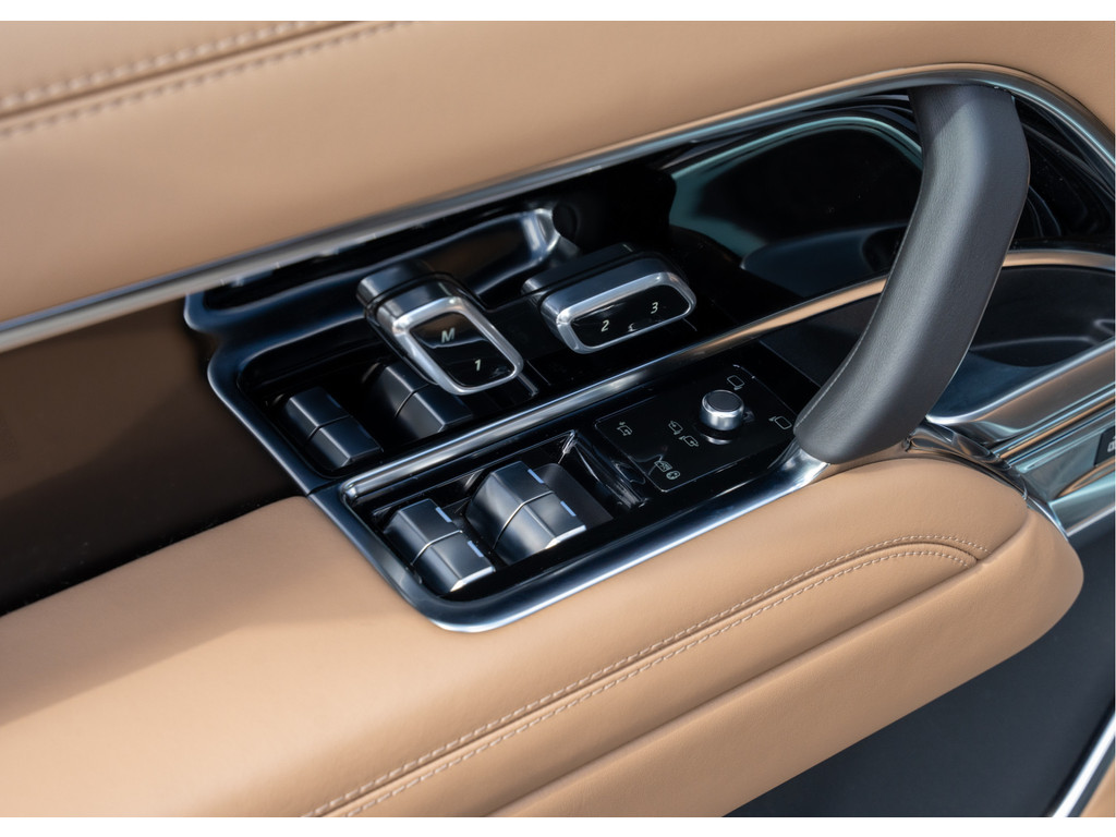 Land Rover Range Rover P550e Autobiography - 14