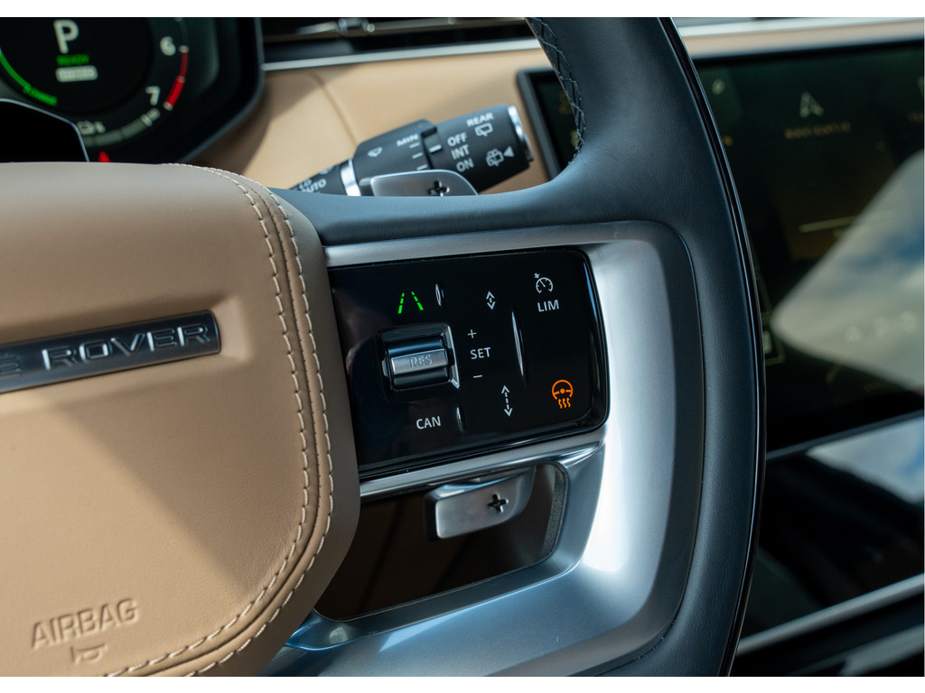 Land Rover Range Rover P550e Autobiography - 19