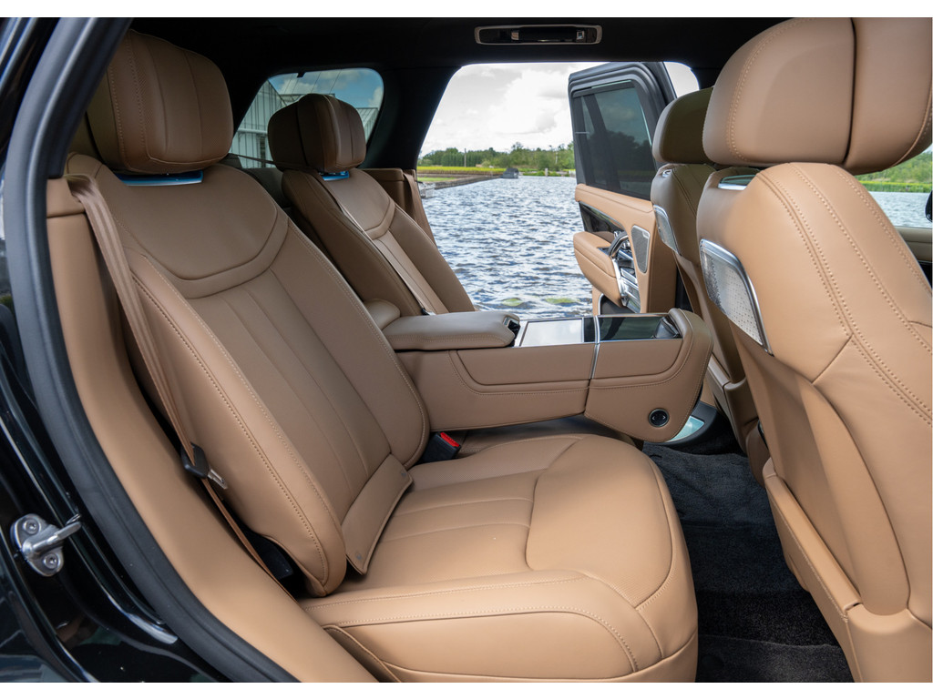 Land Rover Range Rover P550e Autobiography - 23