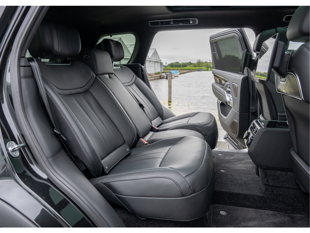 Land Rover Range Rover P460e LWB Autobiography - 28