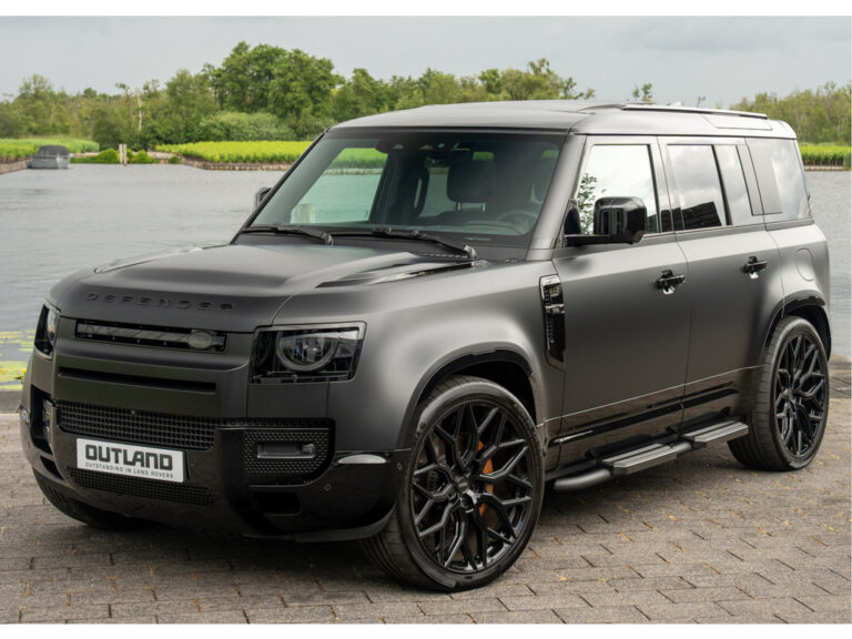Land Rover Defender 110 P300e X-Dynamic HSE
