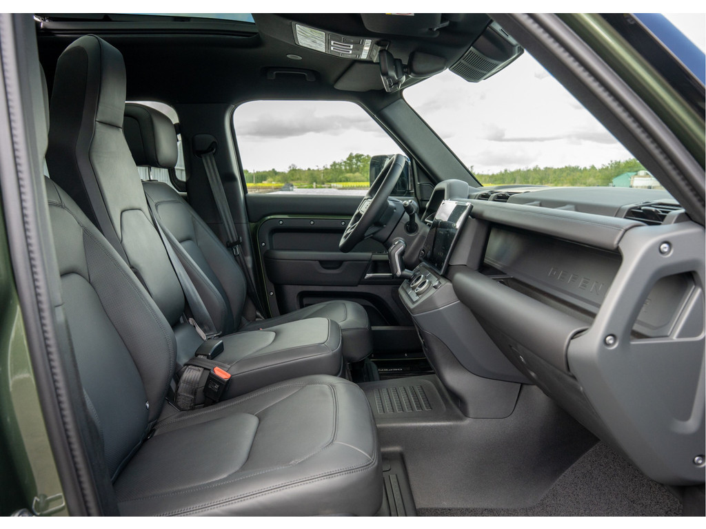 Land Rover Defender 110 P300e 110 X-Dynamic HSE - 15