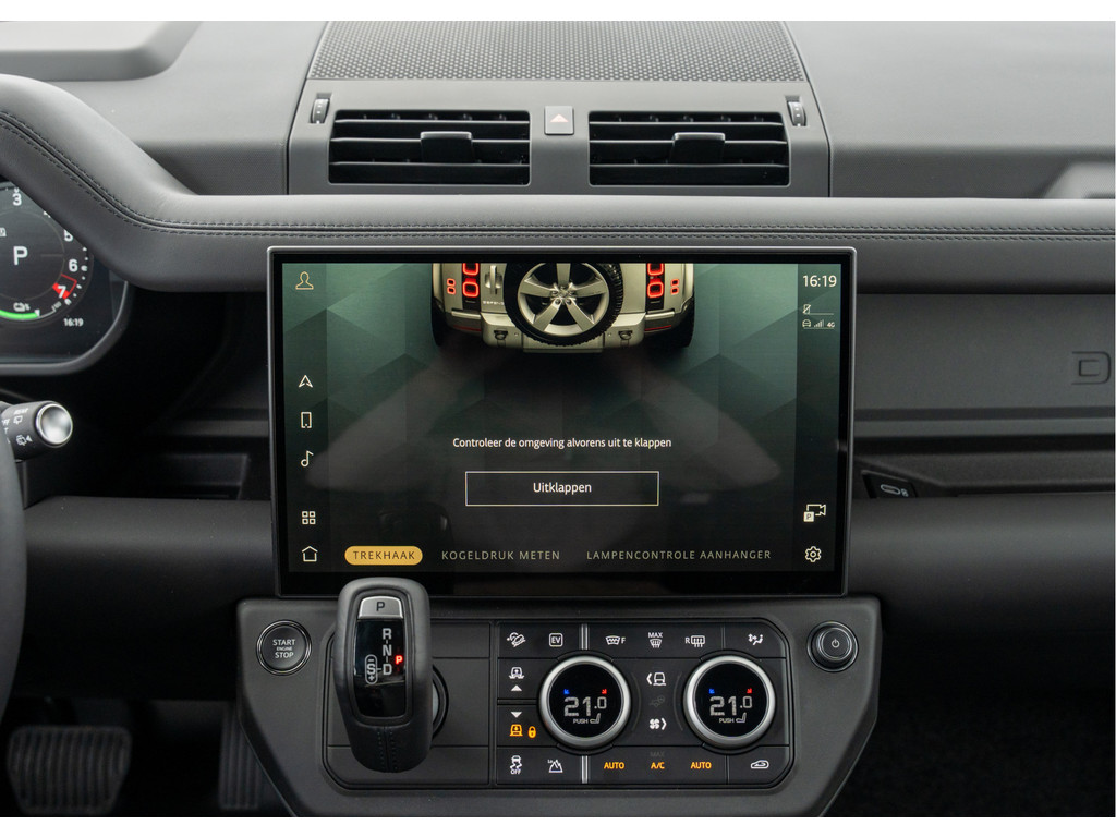 Land Rover Defender 110 P300e 110 X-Dynamic HSE - 26