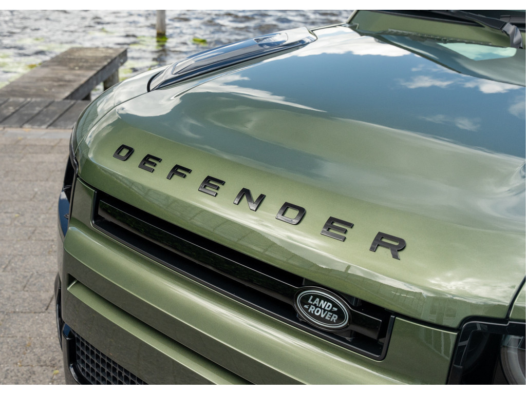 Land Rover Defender 110 P300e 110 X-Dynamic HSE - 34