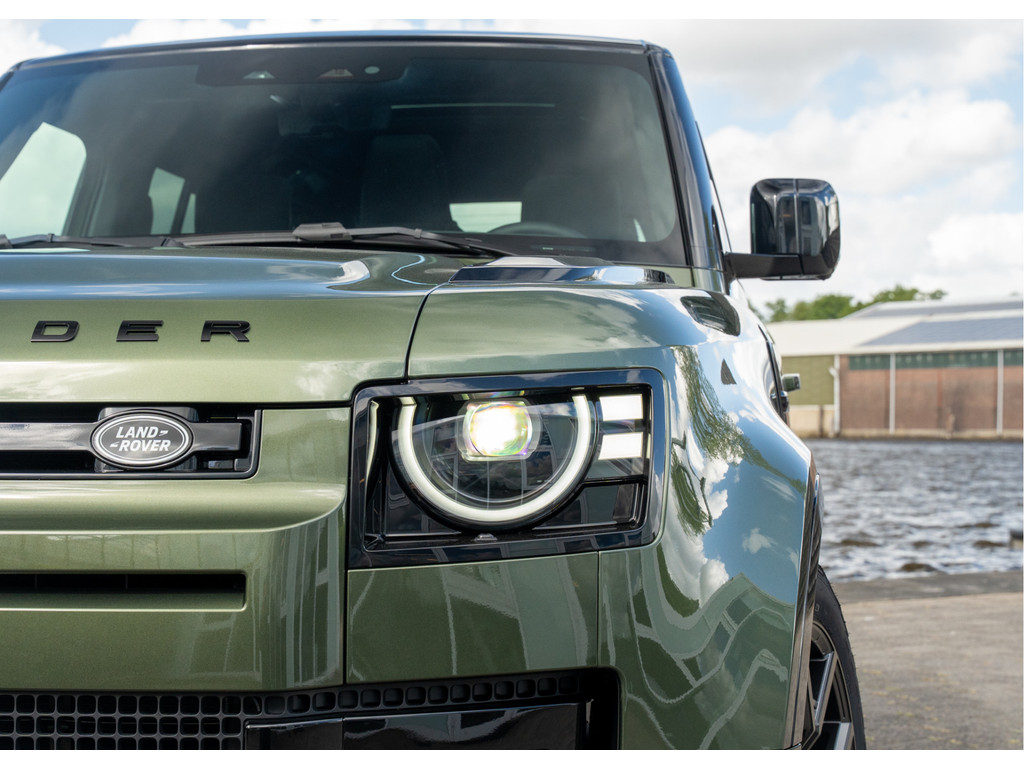 Land Rover Defender 110 P300e 110 X-Dynamic HSE - 37