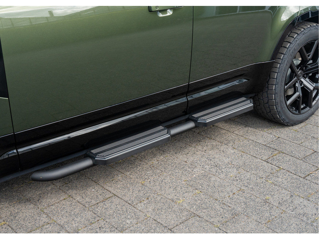 Land Rover Defender 110 P300e 110 X-Dynamic HSE - 40