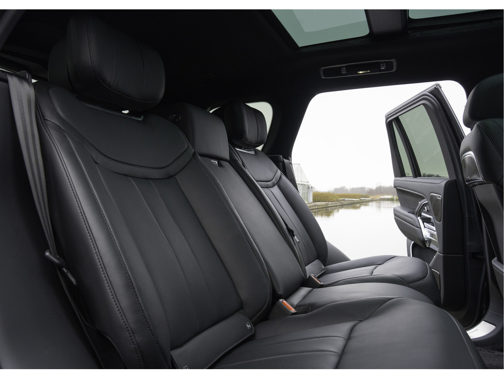 Land Rover Range Rover P550e Autobiography - 23