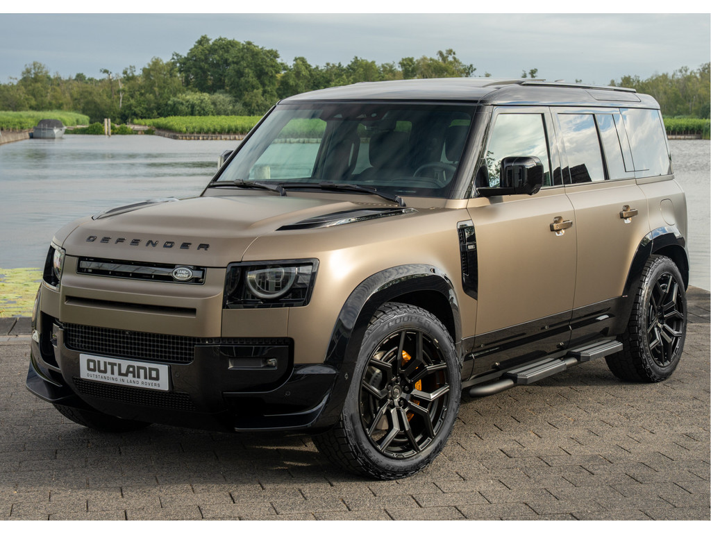 Land Rover Defender 110 P300e 110 X-Dynamic HSE - 0