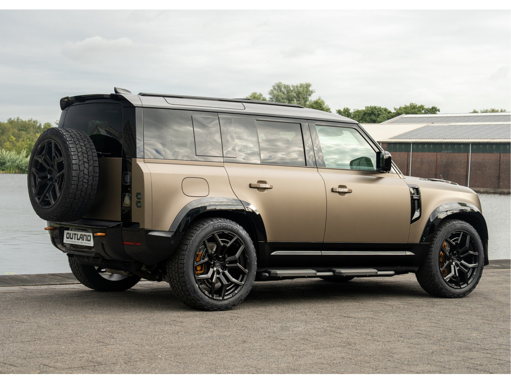 Land Rover Defender 110 P300e 110 X-Dynamic HSE - 16