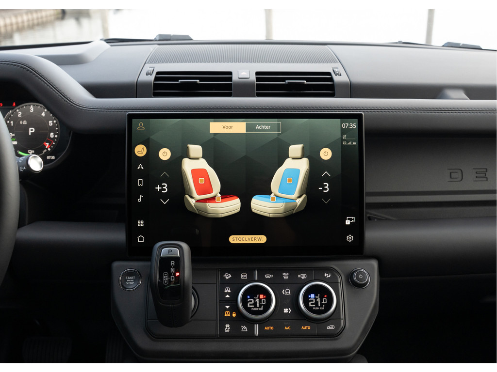 Land Rover Defender 110 P300e 110 X-Dynamic HSE - 39