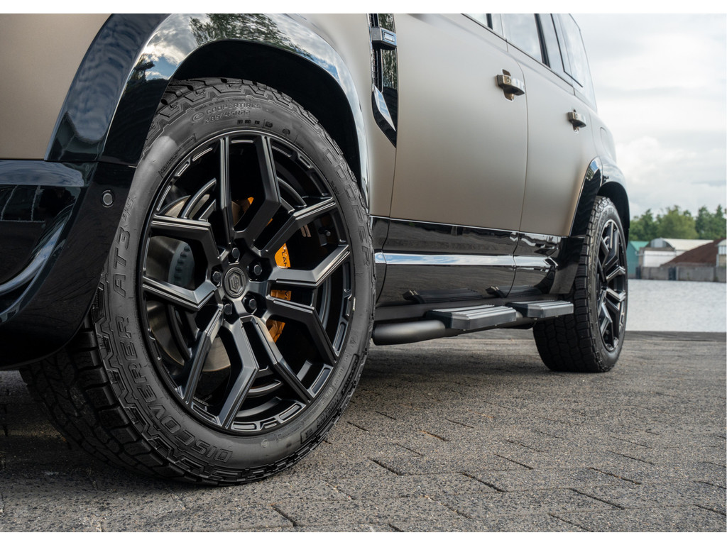 Land Rover Defender 110 P300e 110 X-Dynamic HSE - 9