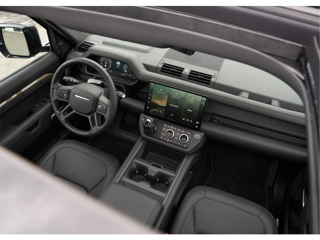 Land Rover Defender 110 P300e 110 X-Dynamic HSE - 14