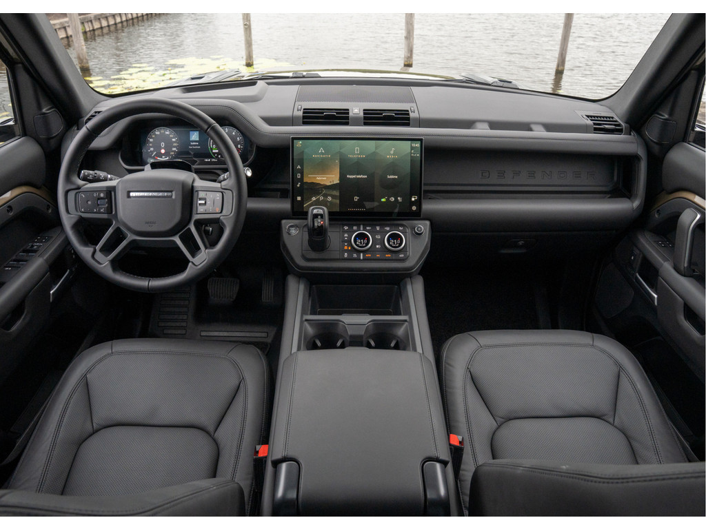Land Rover Defender 110 P300e 110 X-Dynamic HSE - 15