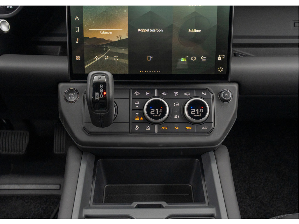Land Rover Defender 110 P300e 110 X-Dynamic HSE - 32