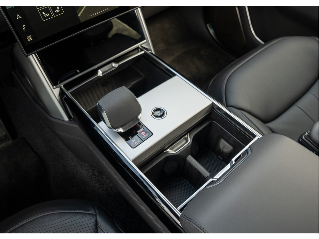 Land Rover Range Rover P550e Autobiography - 19