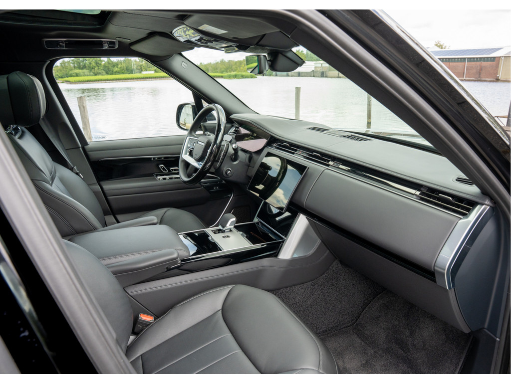Land Rover Range Rover P550e Autobiography - 24