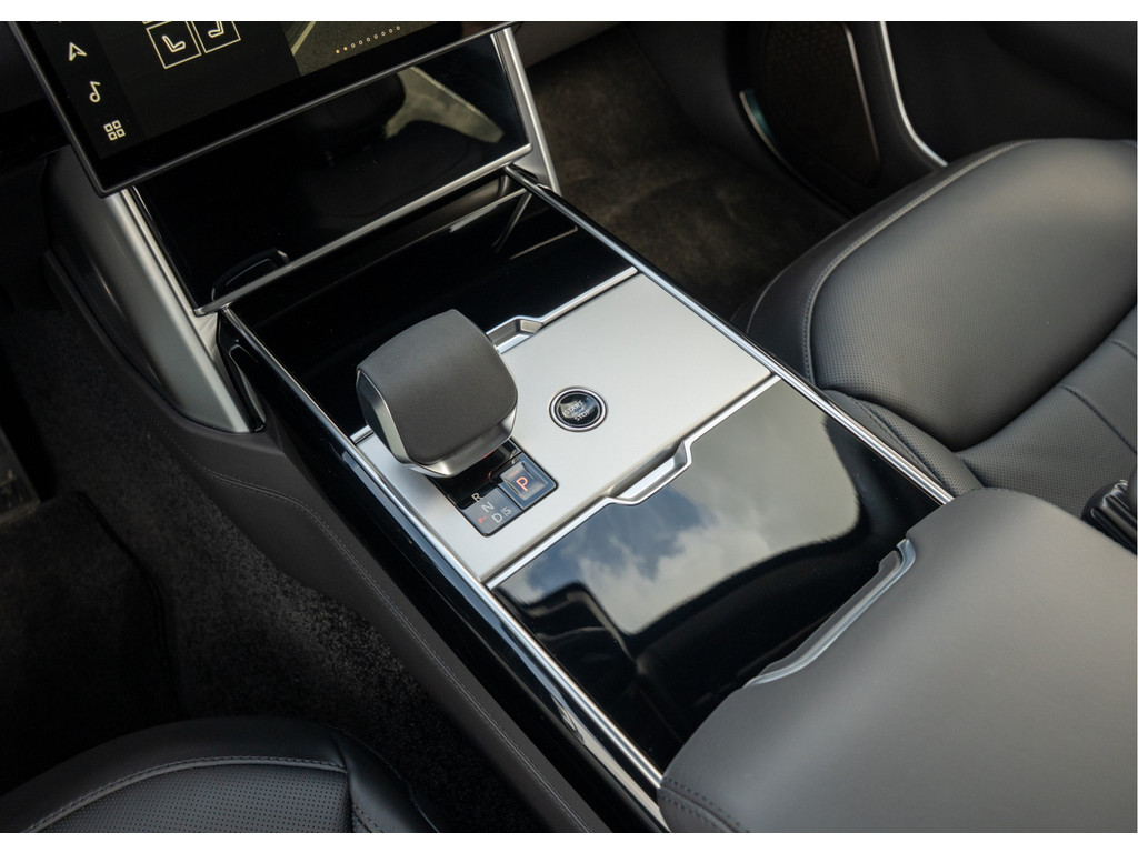 Land Rover Range Rover P550e Autobiography - 29