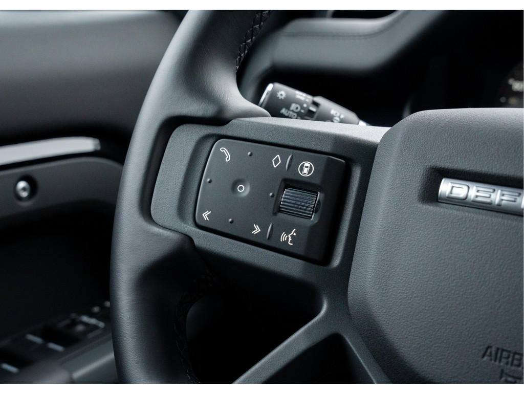 Land Rover Defender P400e 110 X-Dynamic HSE - 17