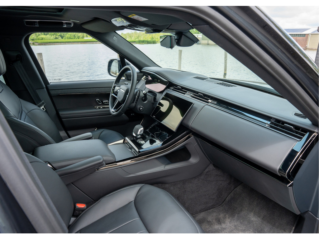 Land Rover Range Rover Sport P460e Dynamic HSE - 14