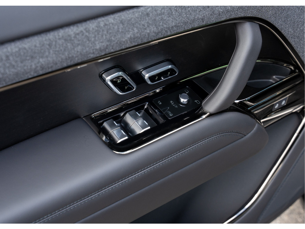 Land Rover Range Rover Sport P460e Dynamic HSE - 16