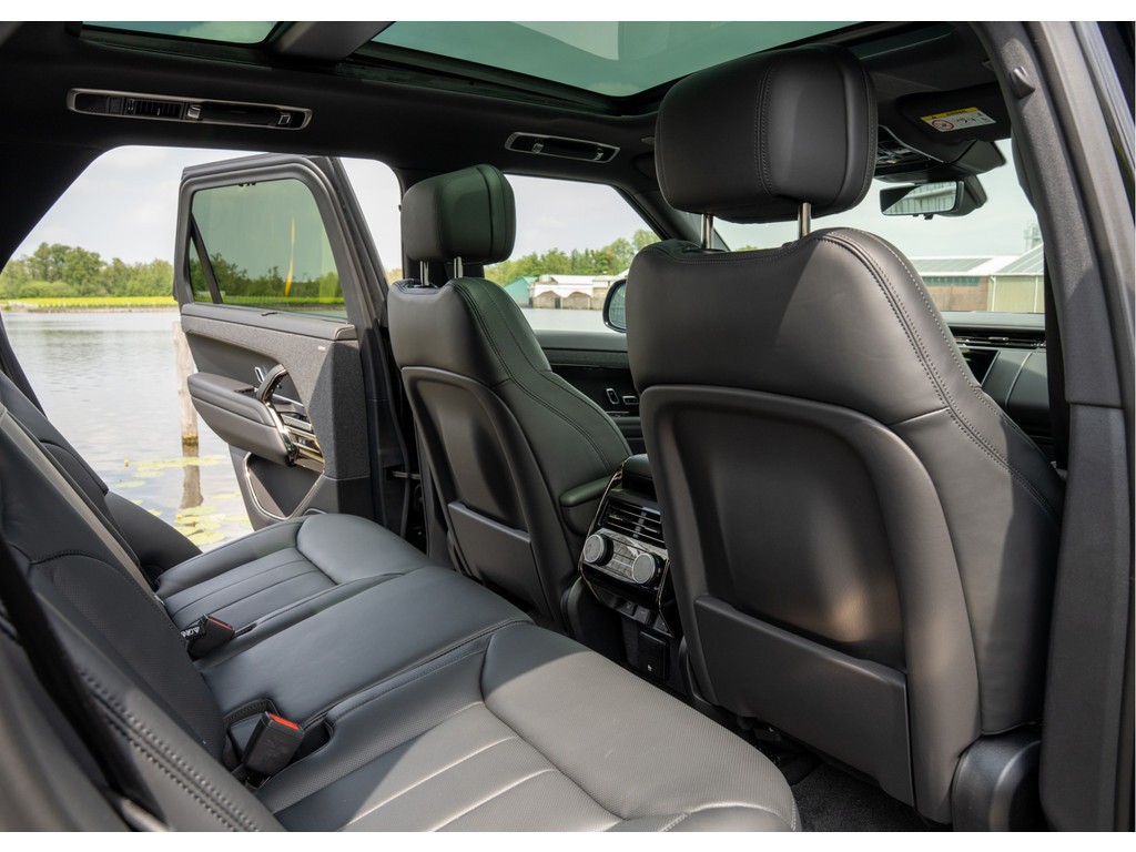 Land Rover Range Rover Sport P460e Dynamic HSE - 25