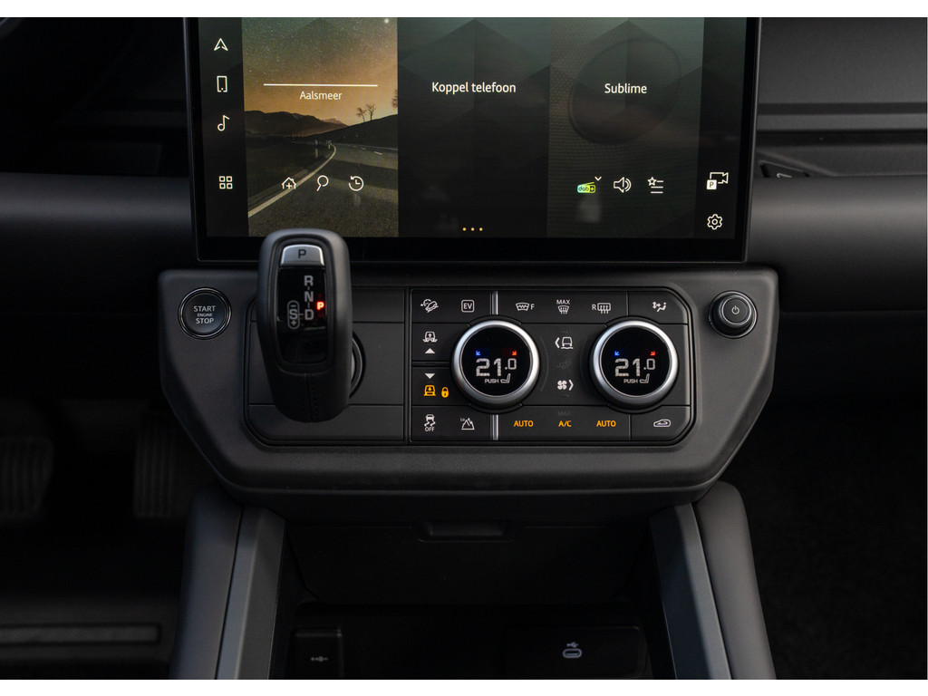Land Rover Defender 110 P300e 110 X-Dynamic HSE - 39